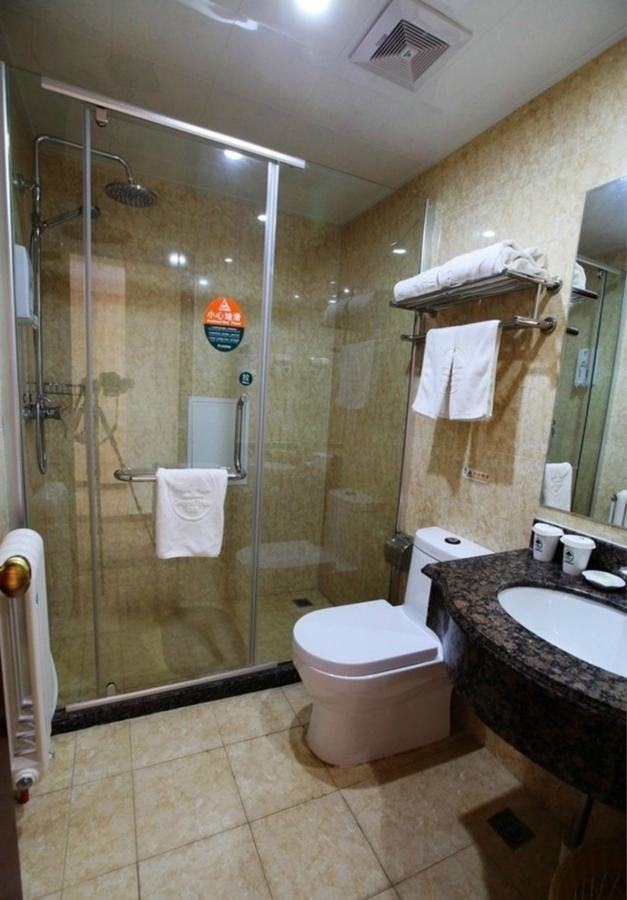 Greentree Inn Beijing Daxing Huangcun Qingyuan Road Metro Station Express Hotel Eksteriør bilde